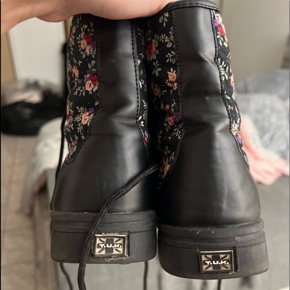 TUK boots/shoes - Picture 2 of 4